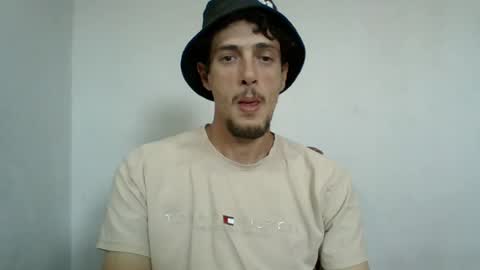 Snapshot of mandick95 chatting on June 25, 2026, 2:54 pm mandick95 online show from June 25, 2026, 2:54 pm