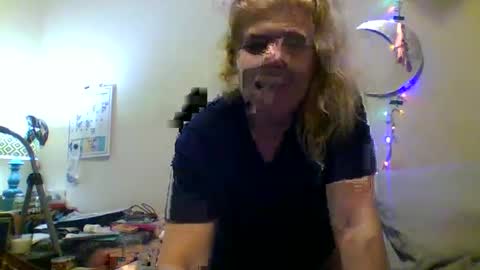 Snapshot of mandilube39 chatting on January 22, 2025, 4:23 am mindy22 online show from January 22, 2025, 4:23 am