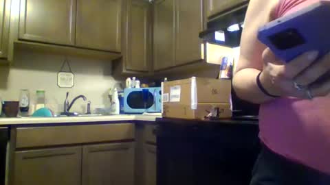 Snapshot of mandilube39 chatting on February 8, 2025, 11:24 pm mindy22 online show from February 8, 2025, 11:24 pm