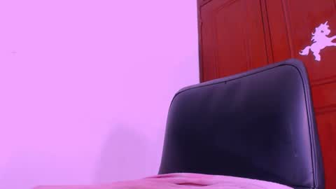 juan camilo online show from February 19, 2025, 4:44 am