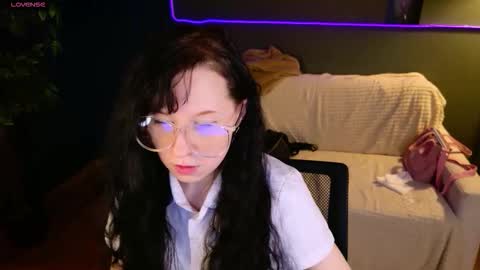 Luna online show from February 27, 2026, 10:10 pm