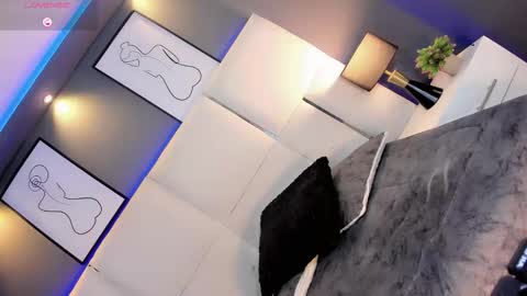 manellyksparklee online show from November 24, 2025, 1:00 pm