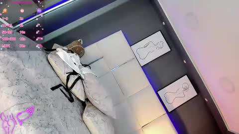 manellyksparklee online show from January 18, 2026, 1:04 pm