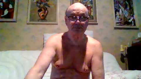 manes5858 online show from February 7, 2026, 3:27 pm