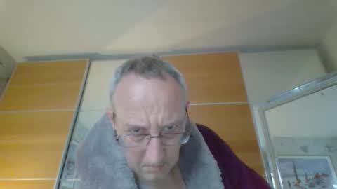 Snapshot of mangomann chatting on April 14, 2026, 9:15 am mangomann online show from April 14, 2026, 9:15 am