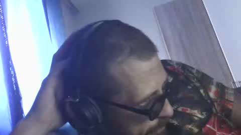 Snapshot of maniaksfucker chatting on November 15, 2025, 9:39 am LANGERFICK online show from November 15, 2025, 9:39 am