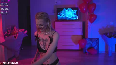 Amelie online show from February 27, 2025, 10:42 pm