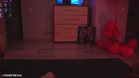 Amelie online show from March 4, 2025, 3:00 am