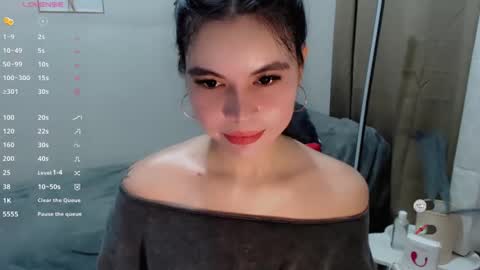 manilynforyou online show from November 19, 2025, 4:40 pm