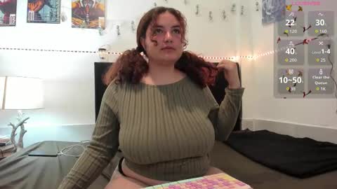 MOLLY online show from September 14, 2025, 6:01 am