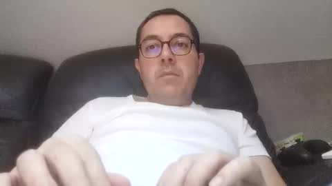 manu5933 online show from November 8, 2025, 12:27 pm