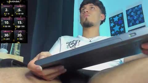  independent model online show from February 17, 2026, 1:13 am