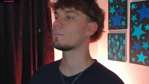  independent model online show from April 18, 2026, 3:10 am