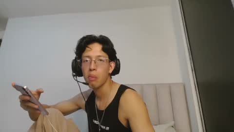 Snapshot of manu_vera8 chatting on April 2, 2026, 1:14 am Manuel online show from April 2, 2026, 1:14 am