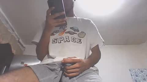 Snapshot of manuel444rl chatting on February 6, 2025, 8:07 am Manuel RL online show from February 6, 2025, 8:07 am