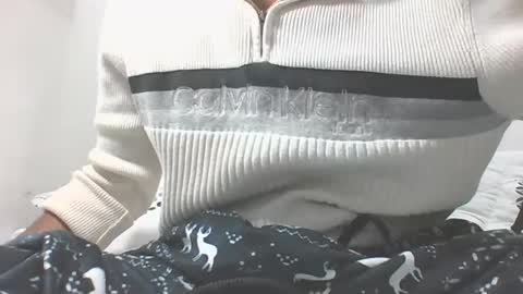 Snapshot of manuel444rl chatting on February 17, 2025, 7:04 am Manuel RL online show from February 17, 2025, 7:04 am