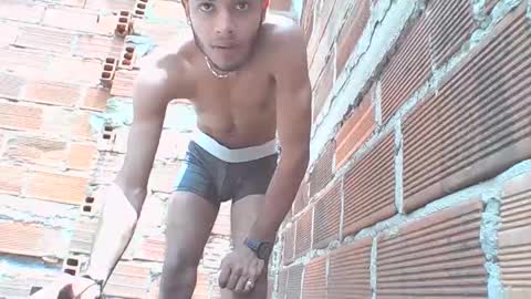 Snapshot of manuel444rl chatting on March 4, 2025, 4:52 pm Manuel RL online show from March 4, 2025, 4:52 pm