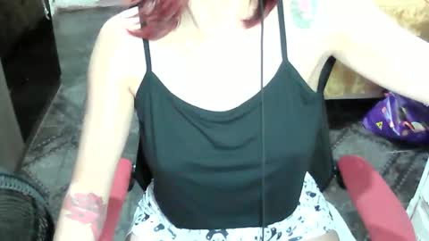 Manu Escarlate online show from September 22, 2025, 1:40 am