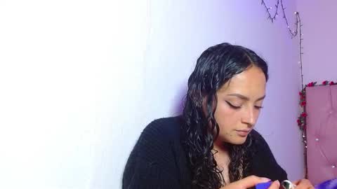 Snapshot of manumeow_ chatting on January 17, 2026, 10:24 pm Manu online show from January 17, 2026, 10:24 pm