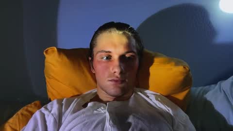 manxoliday online show from November 17, 2025, 8:58 pm