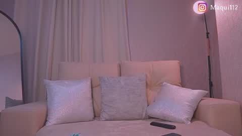 Snapshot of maquiii chatting on June 10, 2026, 11:03 pm Maquii online show from June 10, 2026, 11:03 pm