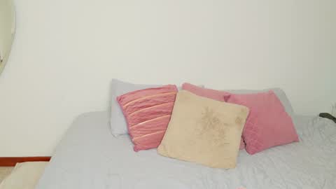     online show from December 4, 2024, 11:13 pm