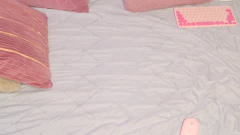     online show from December 7, 2024, 2:53 am