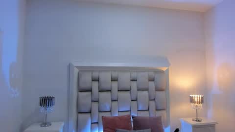 Snapshot of mara_betancurt chatting on December 3, 2024, 2:36 am Mara online show from December 3, 2024, 2:36 am