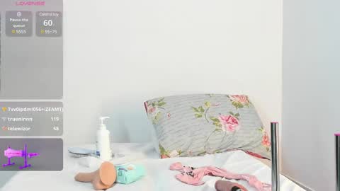 mara_clob online show from February 16, 2025, 9:59 pm