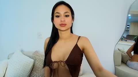 Mara online show from October 31, 2025, 2:29 pm