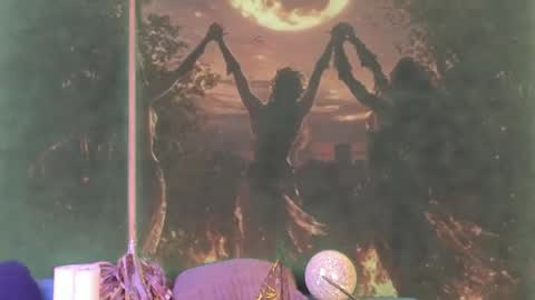 Mara  online show from April 10, 2026, 8:02 pm