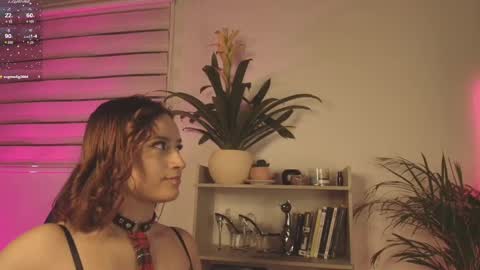 Snapshot of mara_santoro chatting on February 26, 2025, 3:21 am Mara Santoro online show from February 26, 2025, 3:21 am