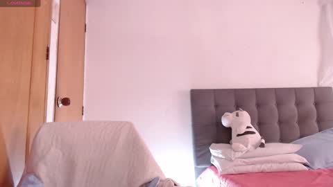 maraa_lee online show from December 22, 2024, 6:37 pm