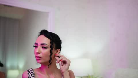  Mara  online show from December 19, 2024, 12:34 am