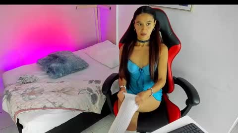 Mara online show from September 19, 2025, 7:14 pm