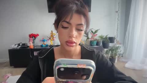 Marakuia online show from March 15, 2026, 8:53 am