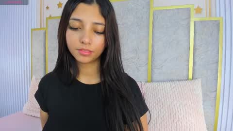 Maraluna online show from February 10, 2025, 2:59 pm