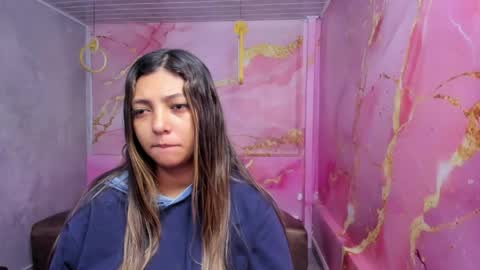 Snapshot of maraluna_ chatting on June 2, 2026, 11:23 am Maraluna online show from June 2, 2026, 11:23 am