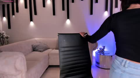 MARA  online show from January 25, 2025, 1:54 am