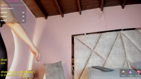 Mara Torres online show from April 12, 2026, 2:11 pm