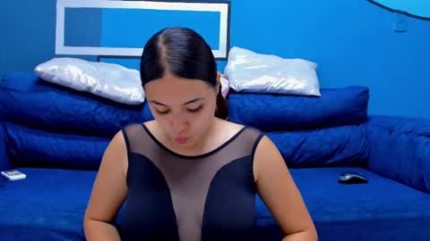 maraxrivera online show from February 18, 2025, 2:38 pm