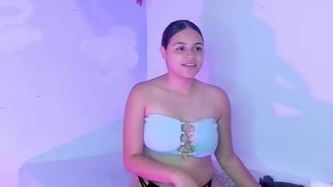 maraxrivera online show from February 20, 2025, 2:24 pm