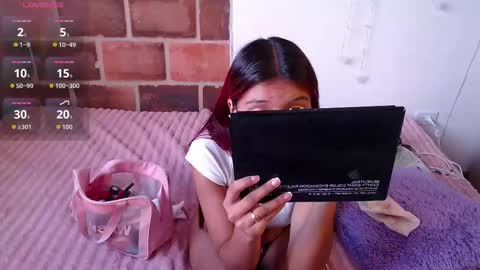 Maray Lous  online show from March 25, 2026, 9:54 pm