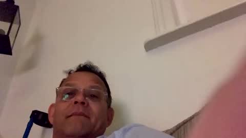 marc280384 online show from March 1, 2025, 5:31 am