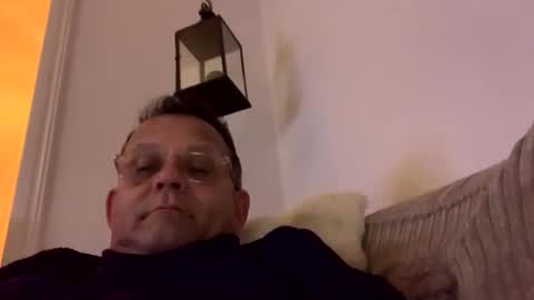 marc280384 online show from March 2, 2025, 5:01 am