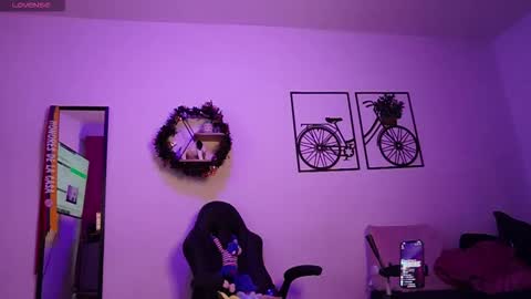 MARCE AND ..... online show from October 21, 2025, 11:33 am