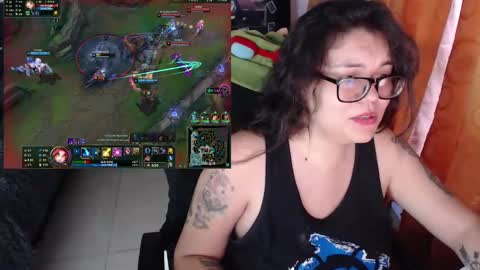 Snapshot of marcela2101 chatting on December 17, 2024, 10:43 pm marcela2101 online show from December 17, 2024, 10:43 pm