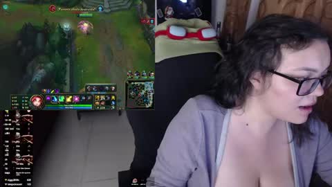 Snapshot of marcela2101 chatting on January 4, 2025, 2:35 am marcela2101 online show from January 4, 2025, 2:35 am