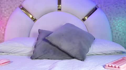 marcela_rojas online show from September 18, 2025, 11:34 am