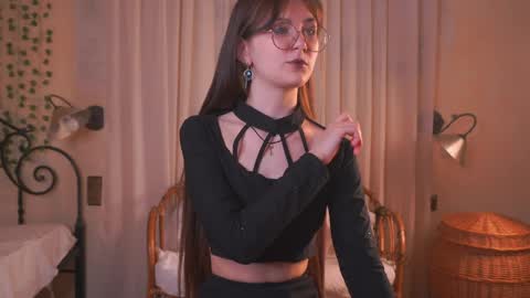 Snapshot of marcelinahumphry chatting on April 20, 2026, 2:20 pm Eva online show from April 20, 2026, 2:20 pm